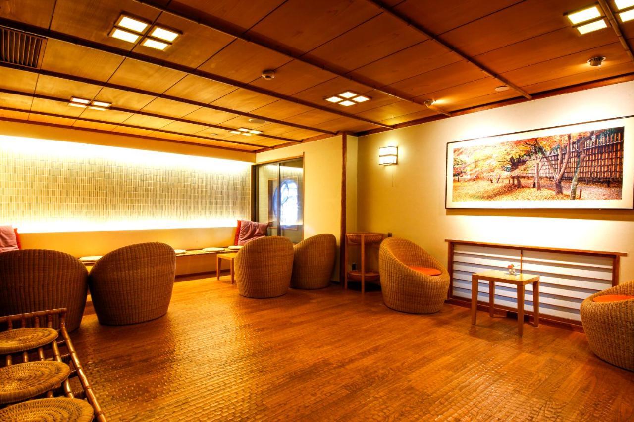 Arashiyama Onsen Togetsutei 4* 京都