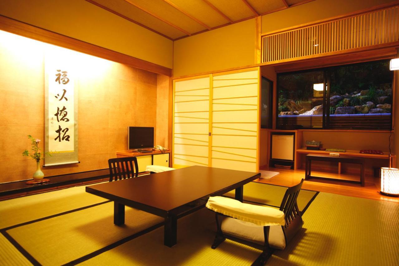 Arashiyama Onsen Togetsutei 傳統日式旅館 4*