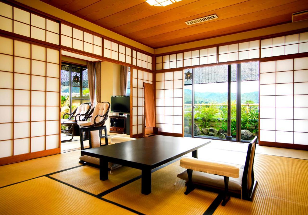 傳統日式旅館 Arashiyama Onsen Togetsutei 4*
